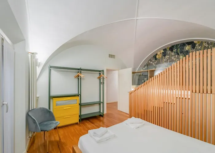 Modern Flat - Borgonuovo 23
